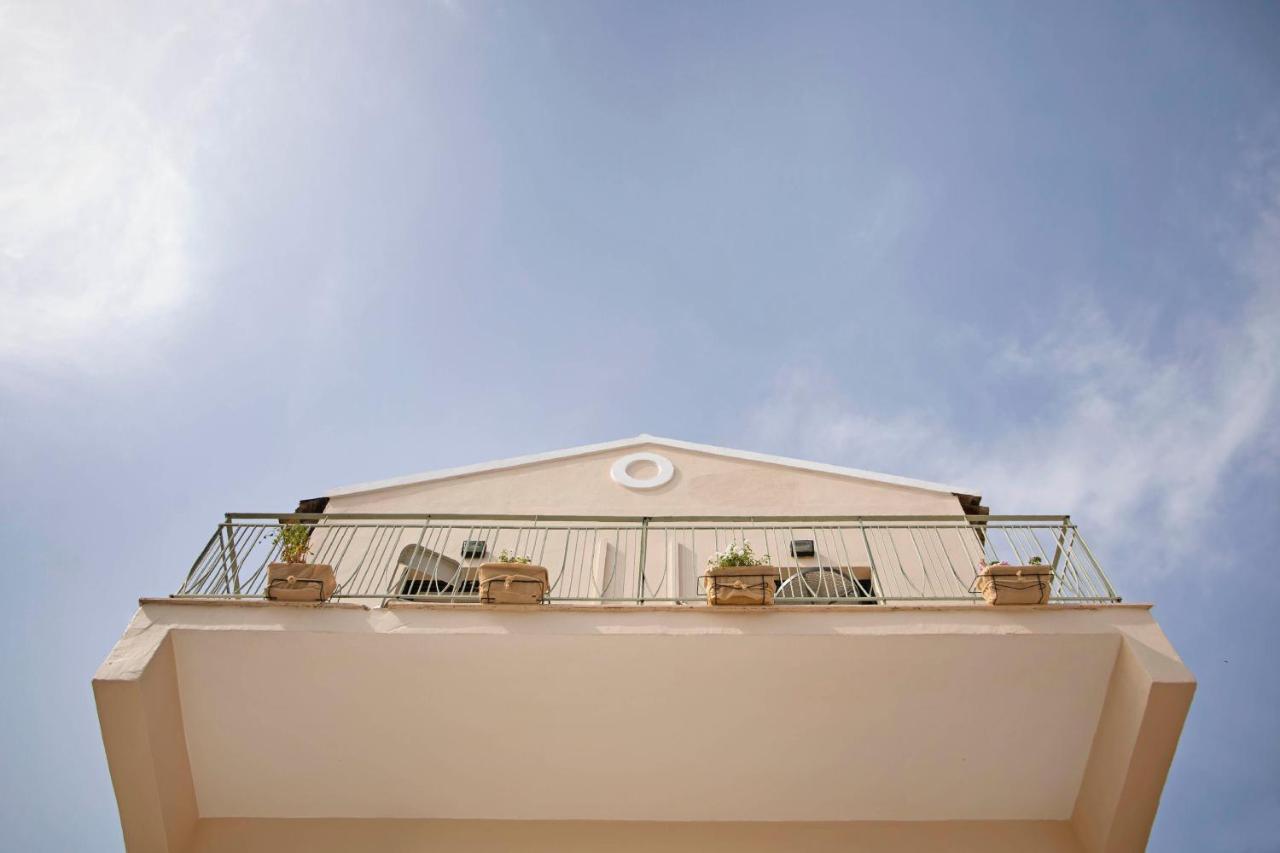 Tune Activity Guesthouse- Over 24's Affittacamere